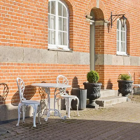 Lejl 51 Holiday home