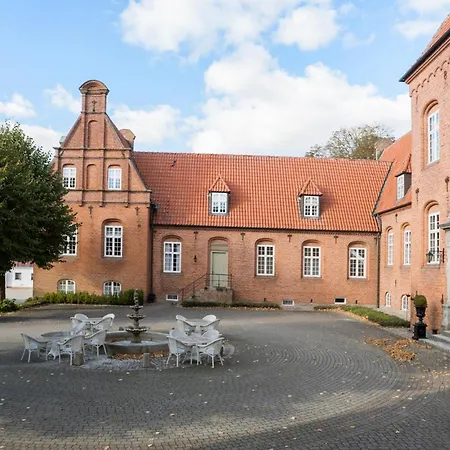 Holiday home Lejl 51